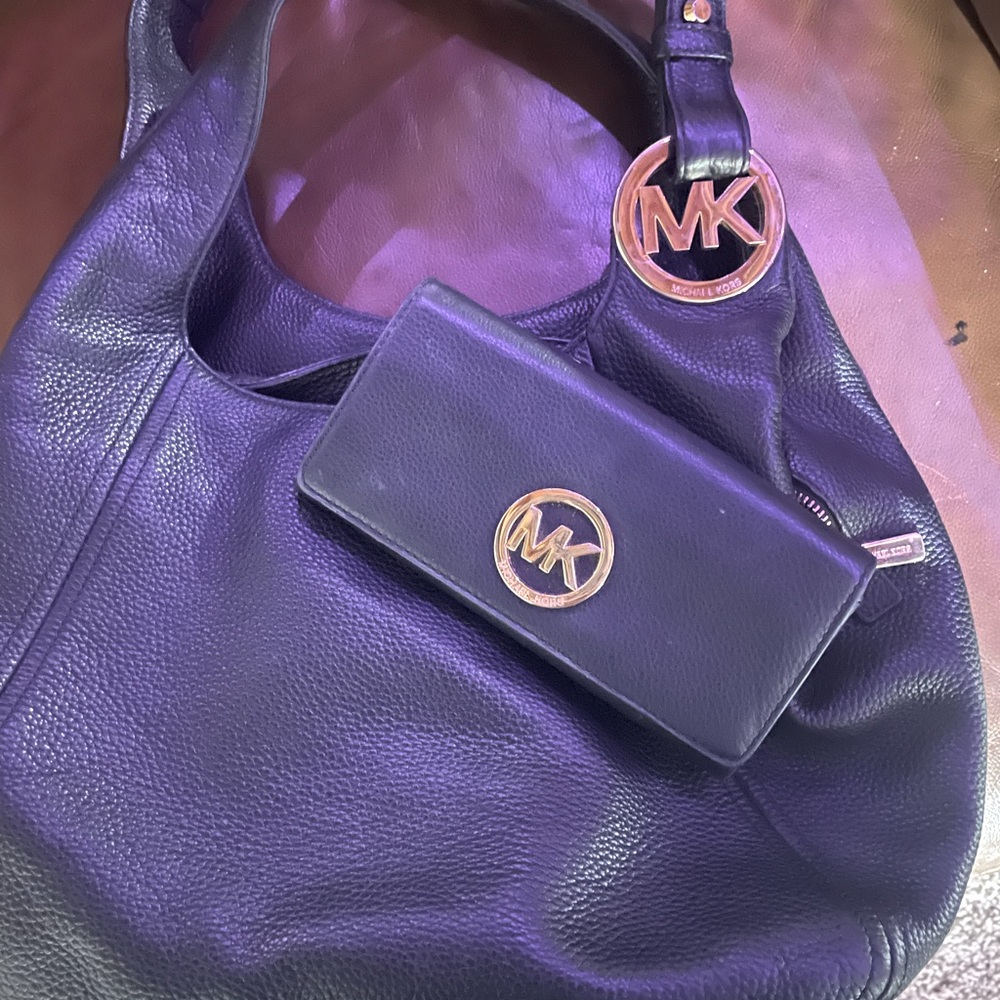 Black Michael Kors bag